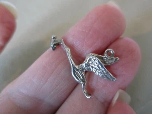 VINTAGE STERLING SILVER NEW BABY BIRTH STORK GIFT NEWBORN SHOWER CHARM PENDANT - Picture 1 of 2