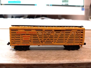 VINTAGE TRIX, N SCALE. 40' STOCK CAR. MISSOURI PACIFIC. FREE SHIPPING - Picture 1 of 14