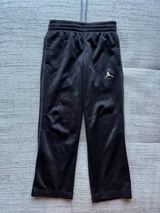 Pantalones deportivos Air Jordan negros juveniles (5-6 AÑOS) 110-115 cm con logo negro Therma - Imagen 1 de 5