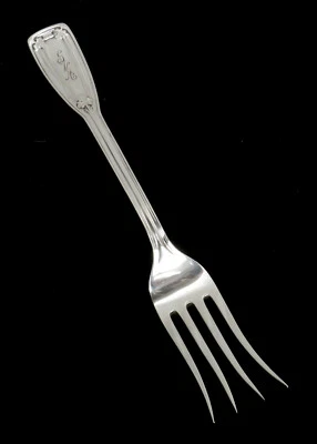 TIFFANY & CO SAINT DUNSTAN PLATA ESTERLINA 7 3/4" TENEDOR DE CARNE Foto 1 de 4