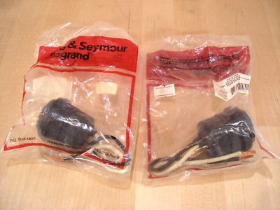 Lamp Holder Pass & Seymore Legrand 2 Rubber Lampholders W/ 6" Leads - Image 1 of 3