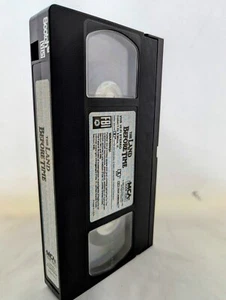 The Land Before Time VHS Tape 1989 Animated MCA Home Video Movie - Imagen 1 de 5