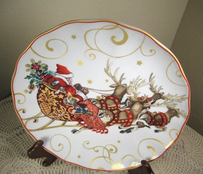 WILLIAMS SONOMA *Twas the Night Before Christmas* SANTA & SLEIGH Dinner Plate - Image 1 of 4