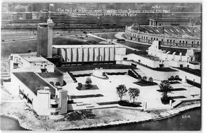 RPPC Hall of Science & Carillon Tower Chicago 1933 World's Fair Vintage Postcard - Picture 1 of 2