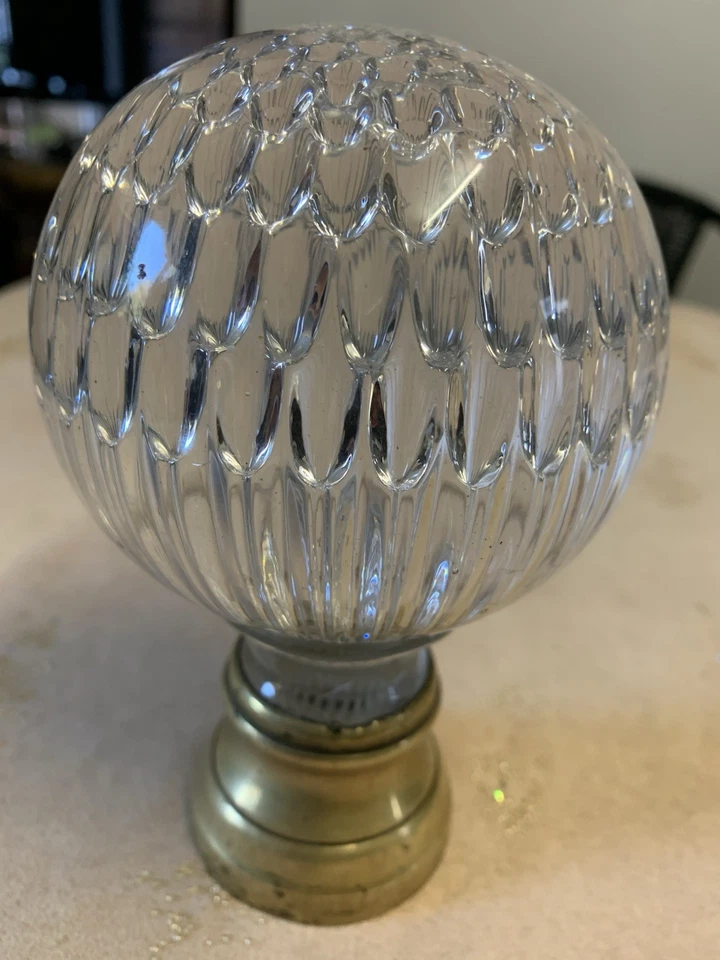 boule de rampe d'escalier - Photo 1/4