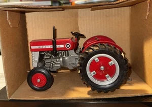 Massey Ferguson 135 1/16 Diecast Tractor Replica Collectible By Scale Models - Picture 1 of 6