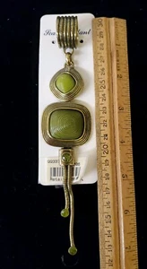 NEW! BRASSY-TONE W/ GREEN STONES 7" SCARF PENDANT - Picture 1 of 6