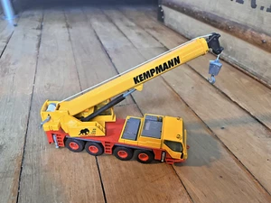 SIKU CAMION GRUE CRANE TRUCK 3730 KEMPMANN 1/55 - Foto 1 di 4