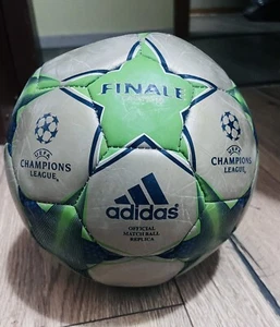 Pallone ADIDAS Matchball Finale Champions League 2008. Capitano - Foto 1 di 4
