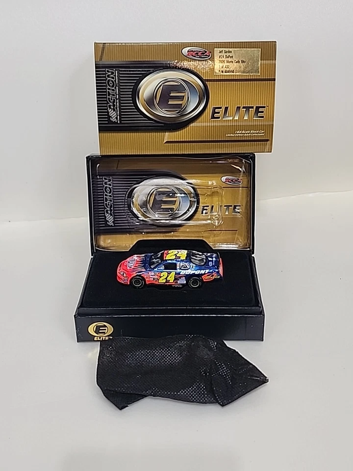 Jeff Gordon #24 Action Elite 1/64 Scale 1 Of 432 2006 - Image 1 of 4