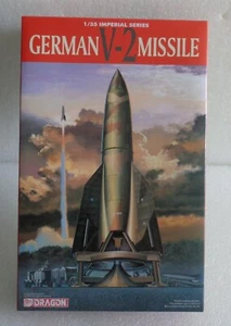 1993 NEW DRAGON GERMAN V-2 MISSILE MODEL KIT 1:35 SCALE 9002 - Picture 1 of 4