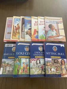Chapter Books Biography and Historical (Lot of 11) Homeschool Classroom - Imagen 1 de 1