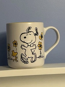 Peanuts Snoopy & Woodstock Floral, Spring, Summer White & Yellow 20 oz Mug - Picture 1 of 3