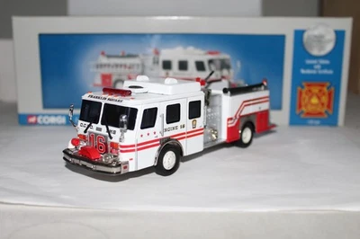 CORGI Fire Rescue E-One Cyclone II District of Columbia Fire Dept. Engine 16 - Image 1 of 4