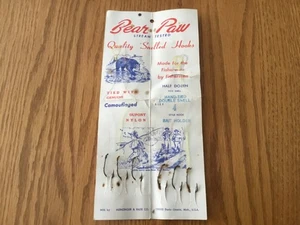 Vintage Pack of 6 1/2 Dozen Bear Paw Snelled Fishing Hooks on Card Nylon Size 4 - Picture 1 of 1