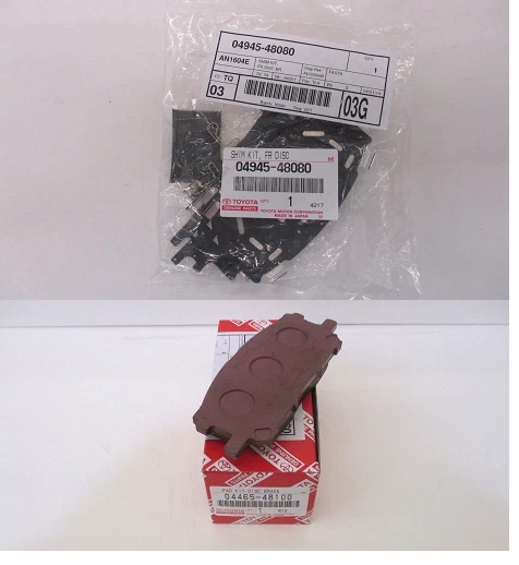 LEXUS OEM FACTORY FRONT BRAKE PAD AND SHIM SET 2004-2009 RX330 RX350  - Image 1 of 1