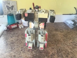 Metroplex Vintage 1985 G1 Transformers Hasbro Takara unvollständig wie vorgefunden - Bild 1 von 6