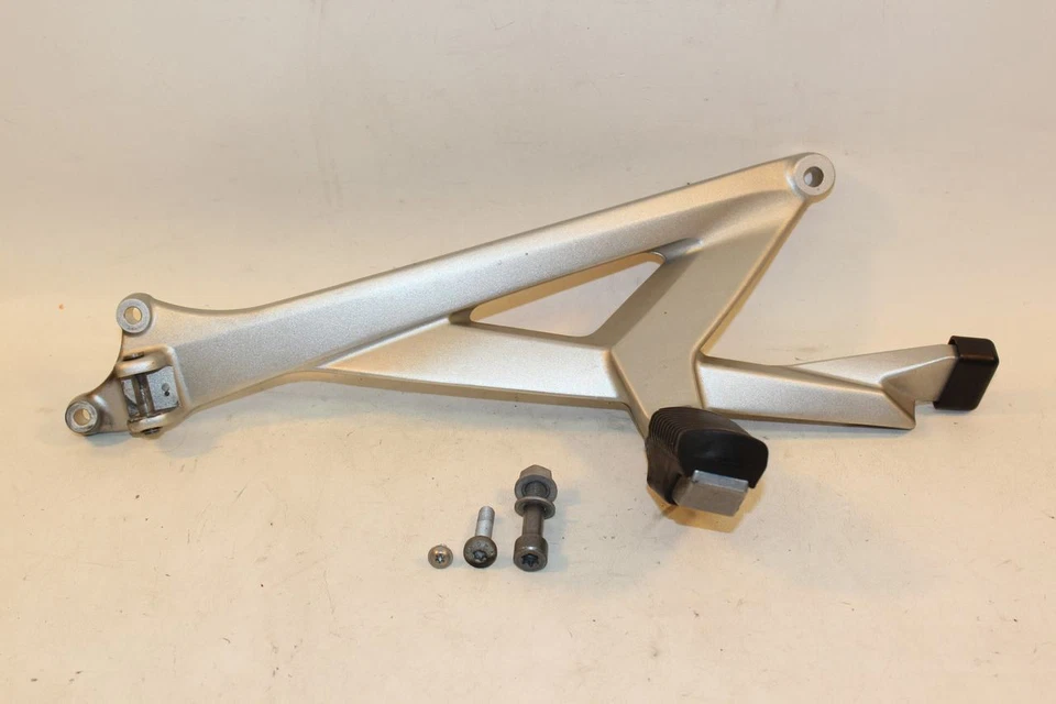 Soporte de montaje trasero izquierdo BMW K1300GT 2009 y clavijas Foto 1 de 1