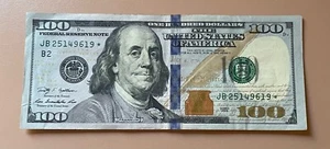 Neuer knackiger 100 $ Hundert Dollar Schein 2009 *Sternschein* - Bild 1 von 3