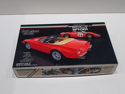 FERRARI 365 GTS 4 DAYTONA FUJIMI KIT DA MONTARE SCALA 1:24 CON SCATOLA (24S) - Immagine 1 di 4