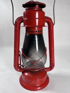 Vintage Dietz Junior #20 Red Kerosene Lantern - Picture 1 of 7
