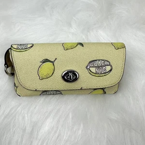 COACH Sunglass Case With Lemon Print In canvas/Sv/Garden Glade Multi NWT - Picture 1 of 3