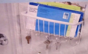 New - InterDesign Wall Mount Steel Mail and Key Rack ( white ) - Picture 1 of 3