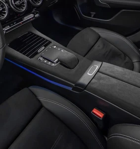 Adatto per Mercedes Benz Classe A CLA dal 2021AMG Console Centrale Scamosciata Cover - Foto 1 di 4