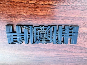 Plaid Black Badge Emblem Metal Tesla Model S X 3 Y - Bild 1 von 3