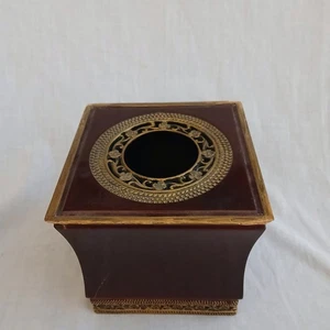 1990s Regency Cube Mahagoni Gold Flowers Ornate Resin Tissue Box Cover - Bild 1 von 9