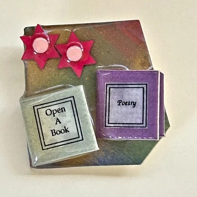 Prendedor de libro vintage de colección Lucinda Foto 1 de 4