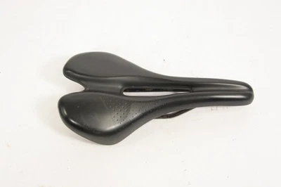 Specialized Saddle Cut Out w/Chromoly rails 143x270 mm 黑色 SPCUD — 第 1/2 张图片