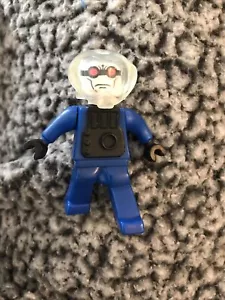 LEGO Mr. Freeze Action Figure Batman 2008 DC Comics Universe MCDONALDS - Picture 1 of 7