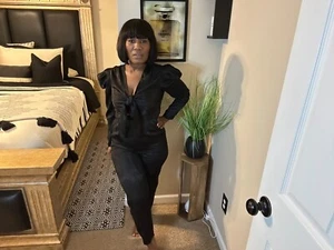 ✨ Express Jumpsuit mit Bindeband - schick & schmeichelhaft - Damengröße 8 - Bild 1 von 6