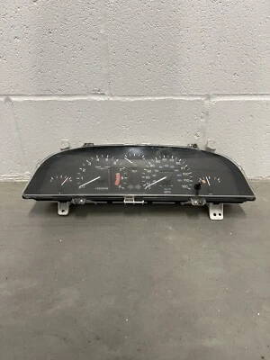 Geo Prizm GSi 4AGE Velocímetro Instrumento Medidor Tach CLUSTER Se Adapta a 90 91 92 Foto 1 de 4