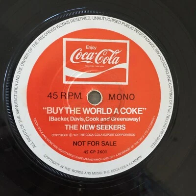 Buy The World A Coke /It's The Real Thing: V.A. (CP 2601 Coca-Cola Werbe-Single) - Bild 1 von 2
