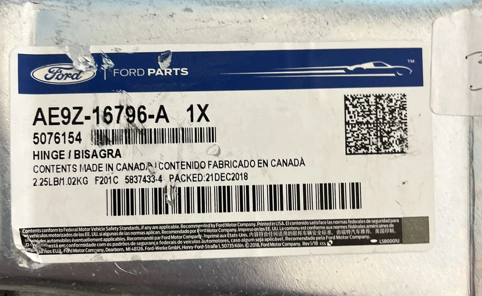 Lincoln FORD OEM 10-18 MKT Hood-Hinge Right AE9Z16796A - Image 1 of 3