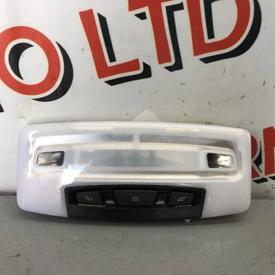 Luz interior trasera bmw 335d xdrive m sport f31 2018 17934900 Foto 1 de 4