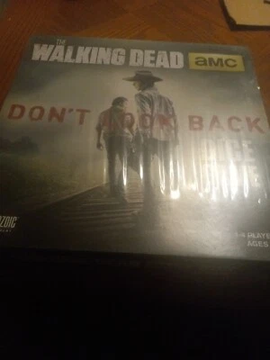 AMC's The Walking Dead Don't Look Back Dice Game - NEW - Cryptozoic Game Night - Image 1 of 4