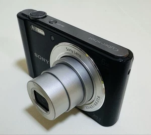Sony Sony Cyber Shot DSC-W810 Compact Digital Camera 6x Optical Zoom Black Photo - Picture 1 of 12