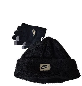 Nike Hat Cap Strap Back Youth Black Sherpa Fleece Beanie Gloves Set Winter New - Picture 1 of 5