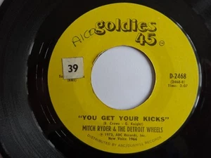 MITCH RYDER & THE DETROIT WHEELS - YOU GET YOUR KICKS 1973 7" VINYL SINGLE. - Picture 1 of 2