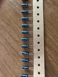 Lot of 25 47uF 25V Electrolytic Capacitor MERITEK *** NEW ***  US Seller - Picture 1 of 3
