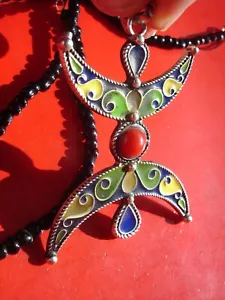 Ciondolo marocchino Amazigh Tifinagh smalto alfabeto zeed con perline di agata L6 cm - Foto 1 di 7