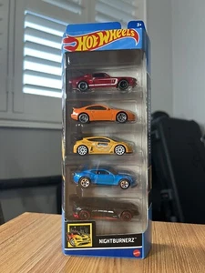 2022 Hot Wheels Night Burnerz 5-pack - Picture 1 of 3