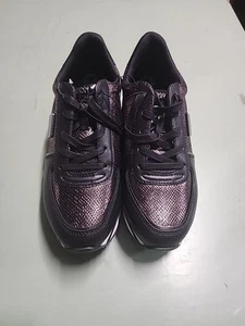 NWOT DKNY Davie Lace-up Platforms Ladies Size 9 - Picture 1 of 12