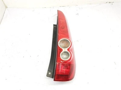 Ford Fiesta 2006 luz trasera derecha lado del conductor 5 puertas hatchback 1437625 Foto 1 de 4