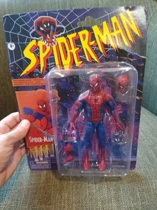 Hasbro 2020 Marvel Legends Retro Card Spider-Man 6" Figura Nuova - Foto 1 di 6