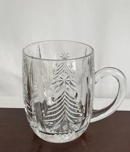 Taza de árbol de Navidad Mikasa Holiday cristal pesado transparente con grabados profundos 11 oz - Imagen 1 de 6