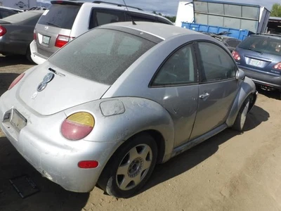 Used Engine Coolant Reservoir fits: 2001 Volkswagen Beetle  Grade A Foto 1 de 4